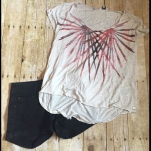 Guess fireworks hi-low short sleeved top